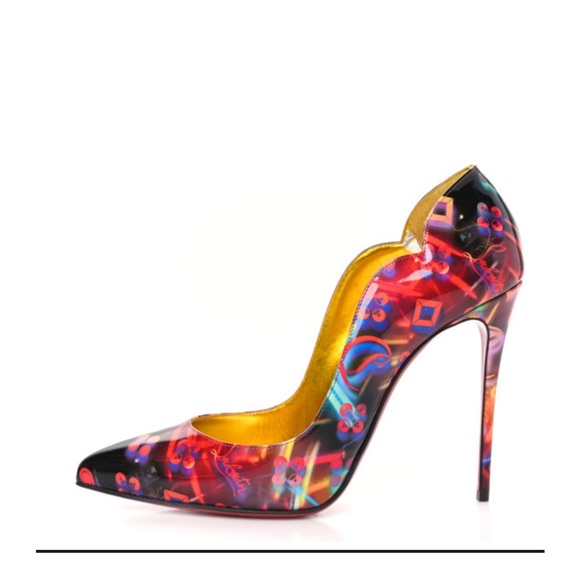 CHRISTIAN LOUBOUTIN
Patent Discolaser Hot Chick 100 Pumps 39 Multicolor - Picture 3 of 9